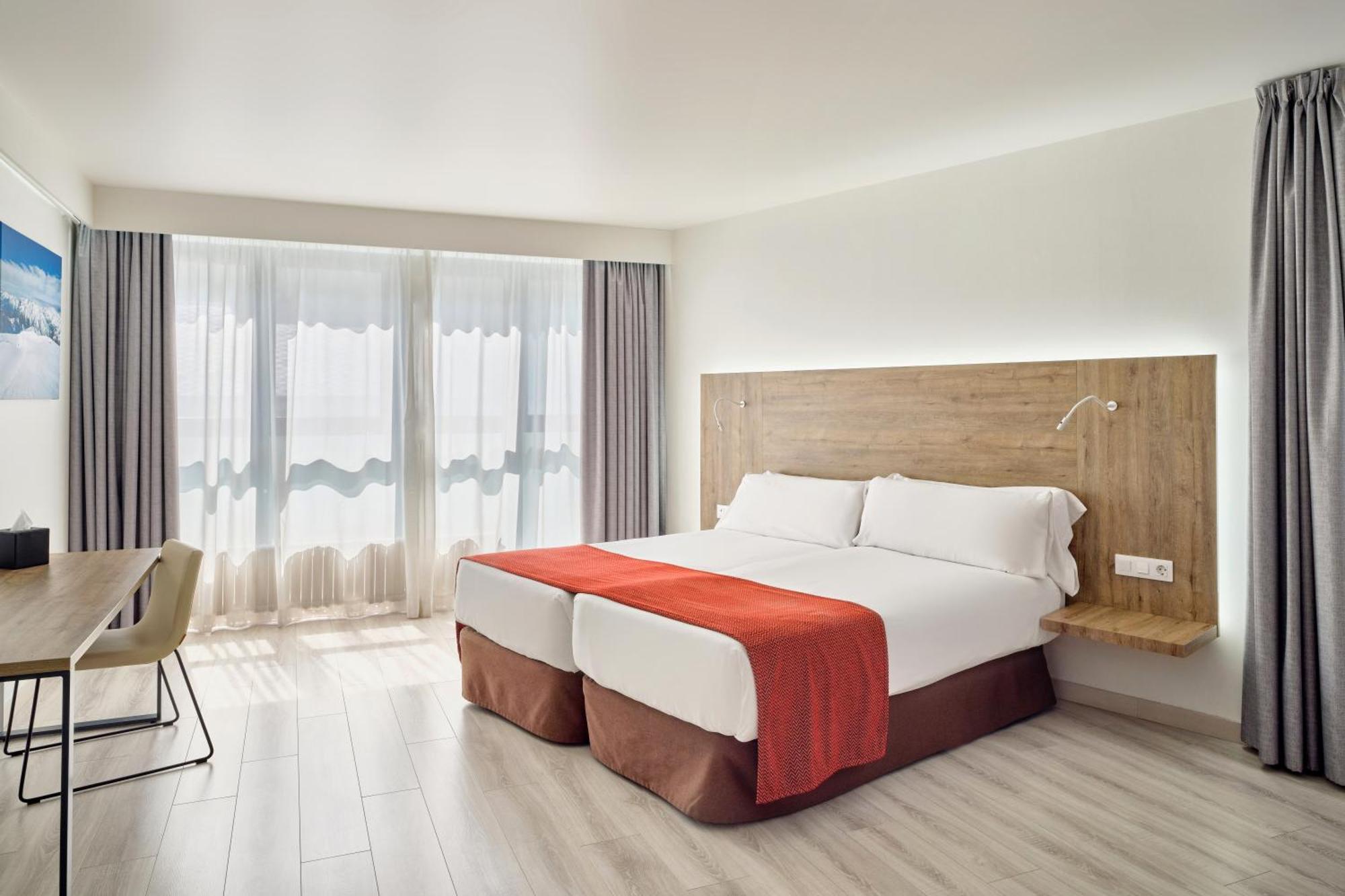 Exe Prisma Hotel Andorra la Vella Eksteriør billede