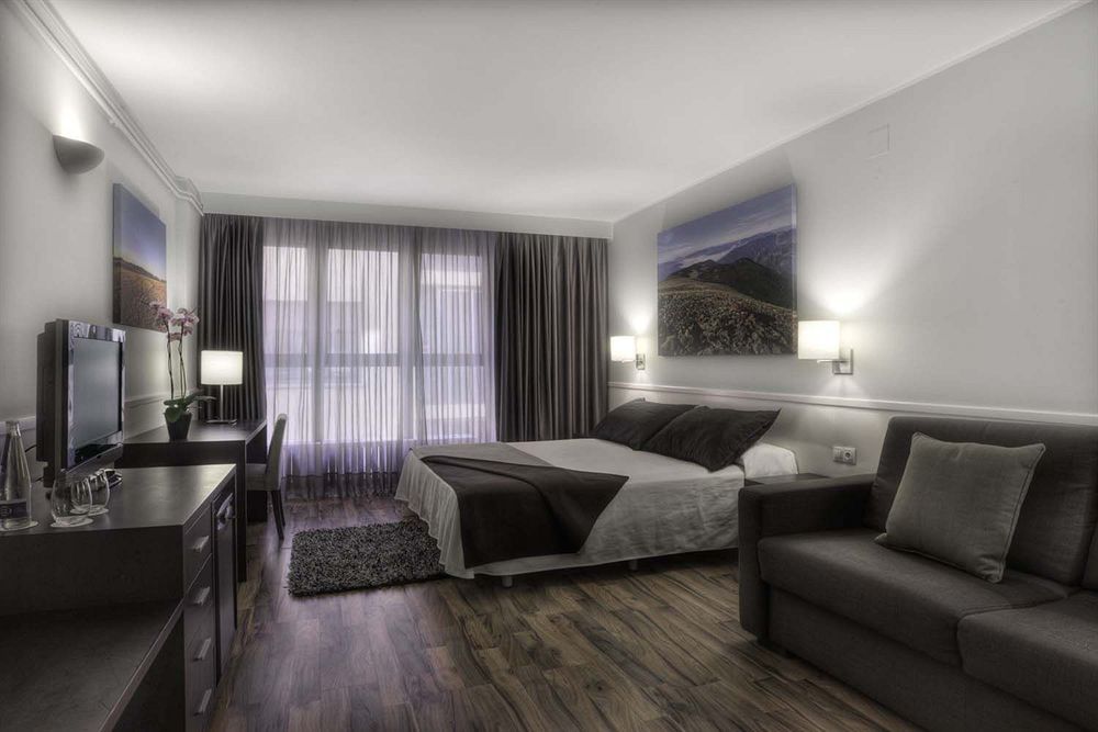 Exe Prisma Hotel Andorra la Vella Eksteriør billede